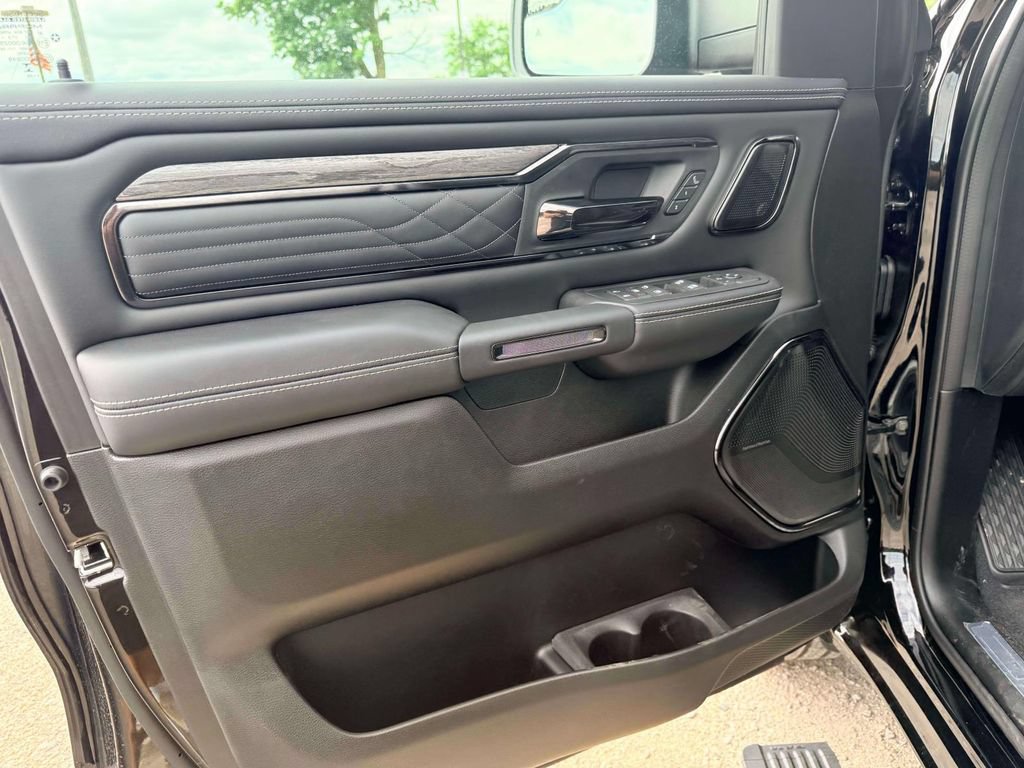 New 2026 RAM 1500 Limited AWD/4WD image 15