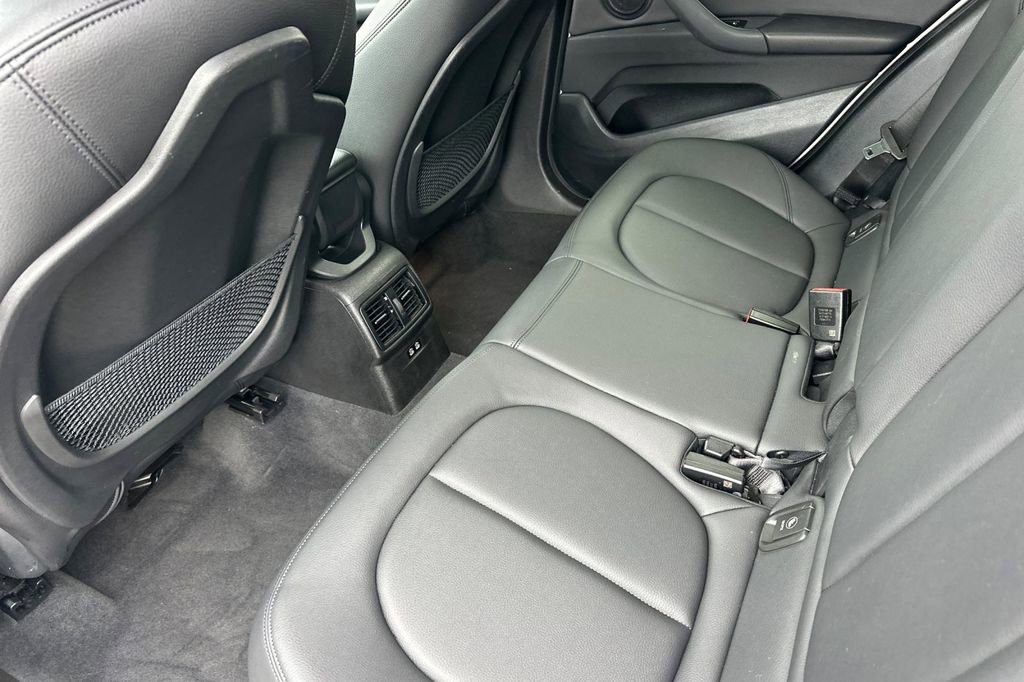 Used 2022 BMW X1 xDrive28i w/ Convenience Package image 13