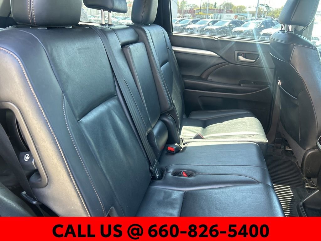 Used 2019 Toyota Highlander XLE image 8