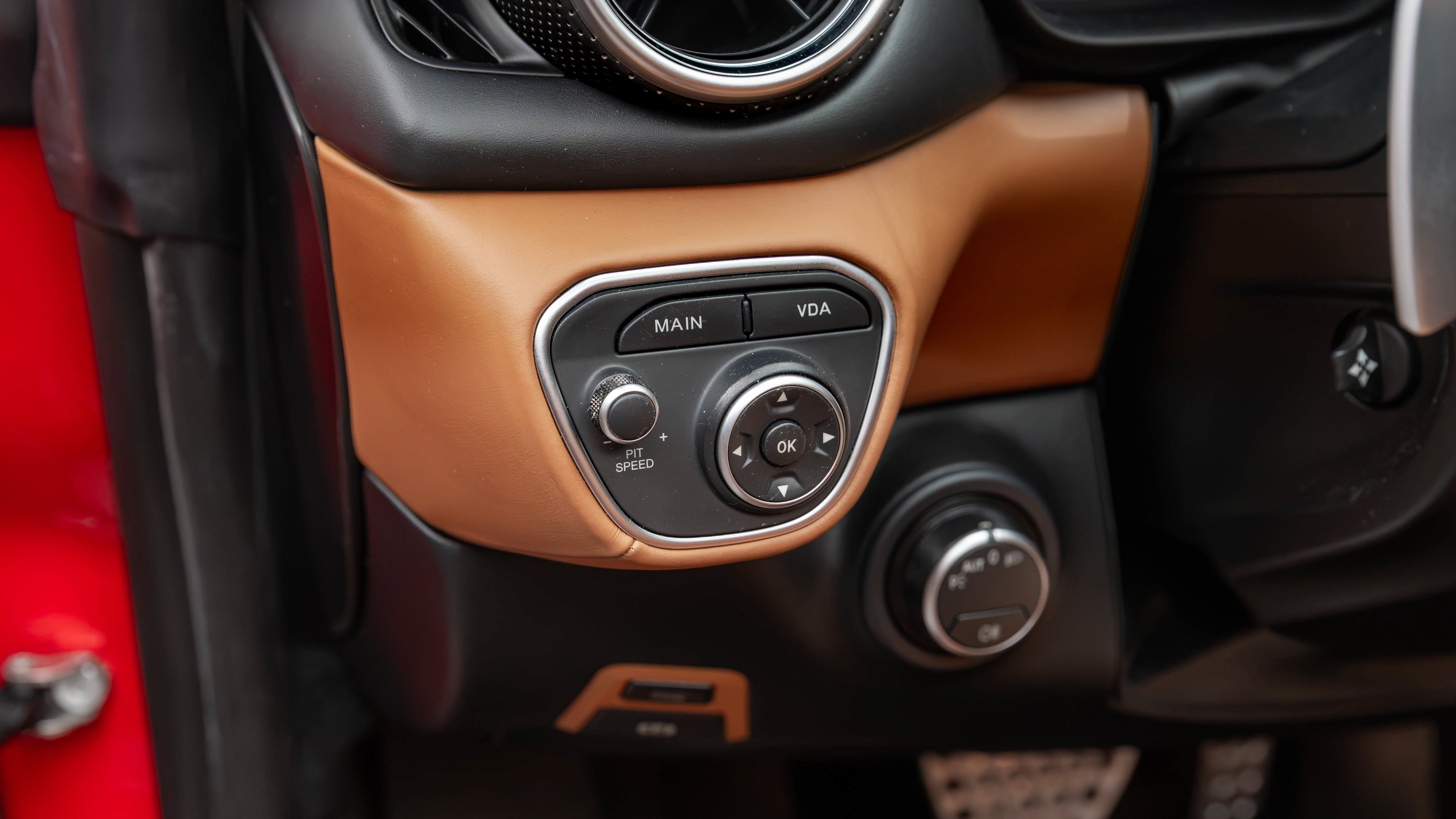 Certified 2016 Ferrari California T RWD image 20