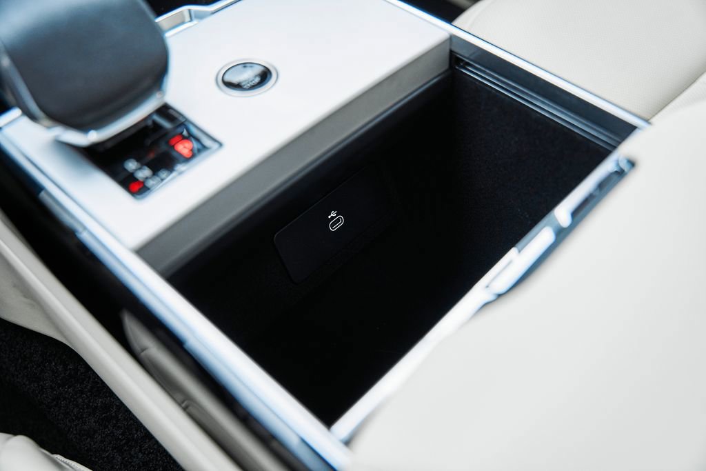 Used 2025 Land Rover Range Rover Long Wheelbase SE image 69