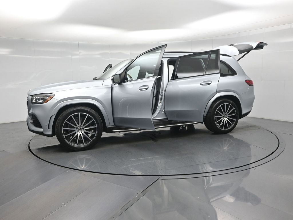 Used 2022 Mercedes-Benz GLS 450 4MATIC image 39