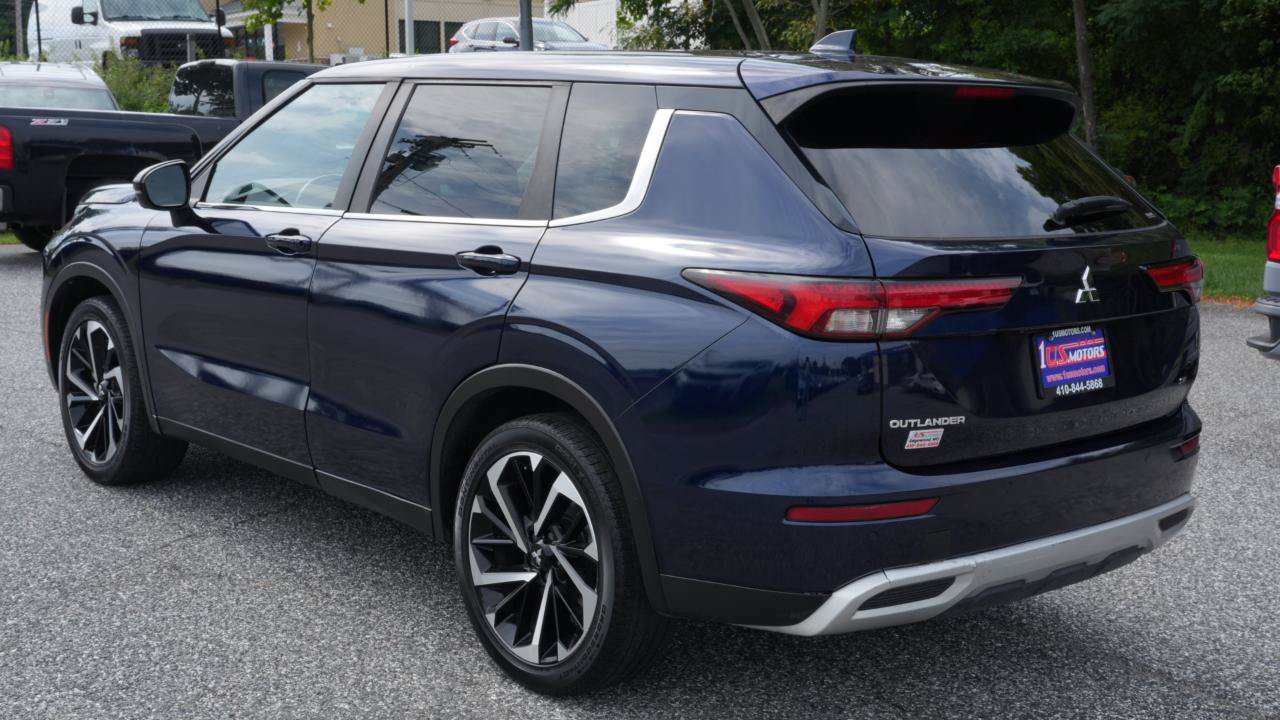 Used 2022 Mitsubishi Outlander SE AWD/4WD image 7