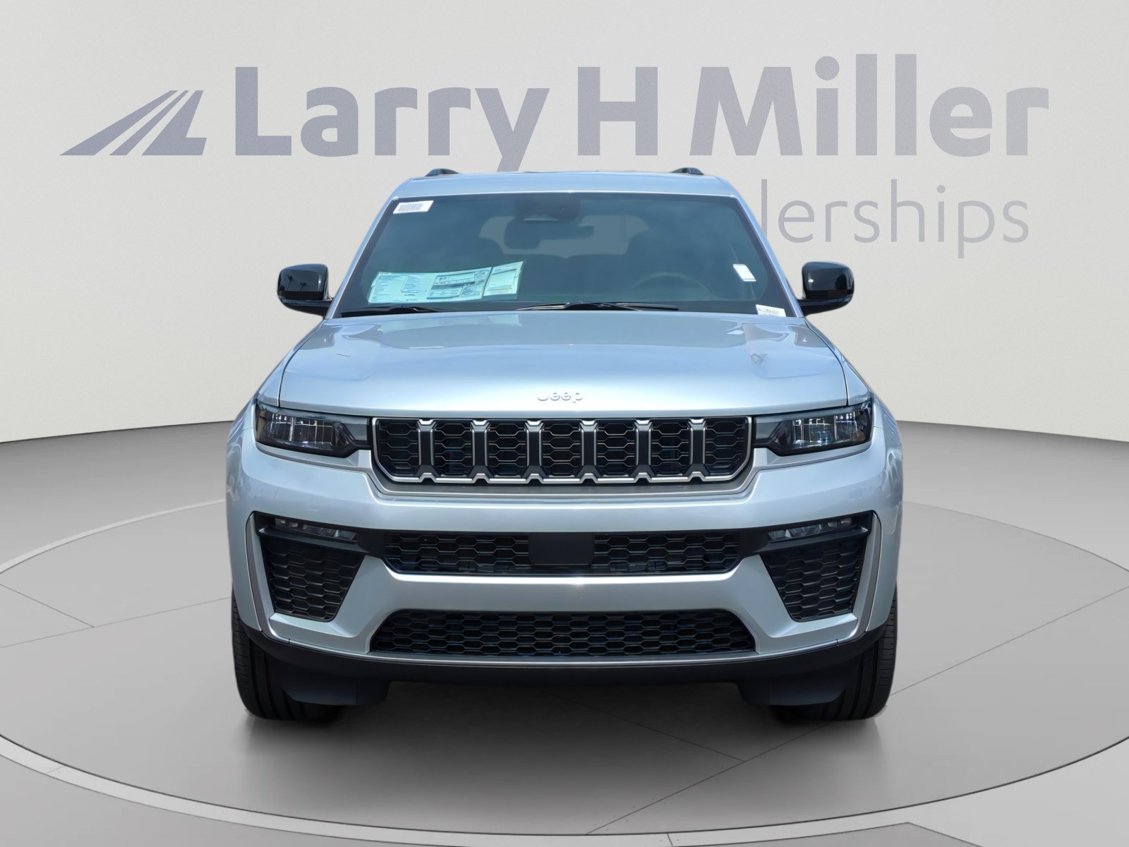 New 2026 Jeep Grand Cherokee L Limited AWD/4WD image 8