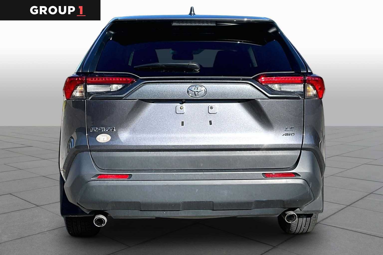 Used 2025 Toyota RAV4 LE AWD/4WD image 5