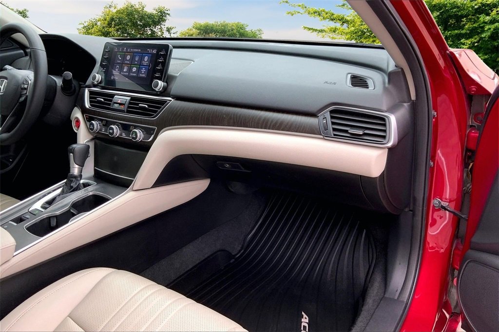 Used 2022 Honda Accord EX-L image 26