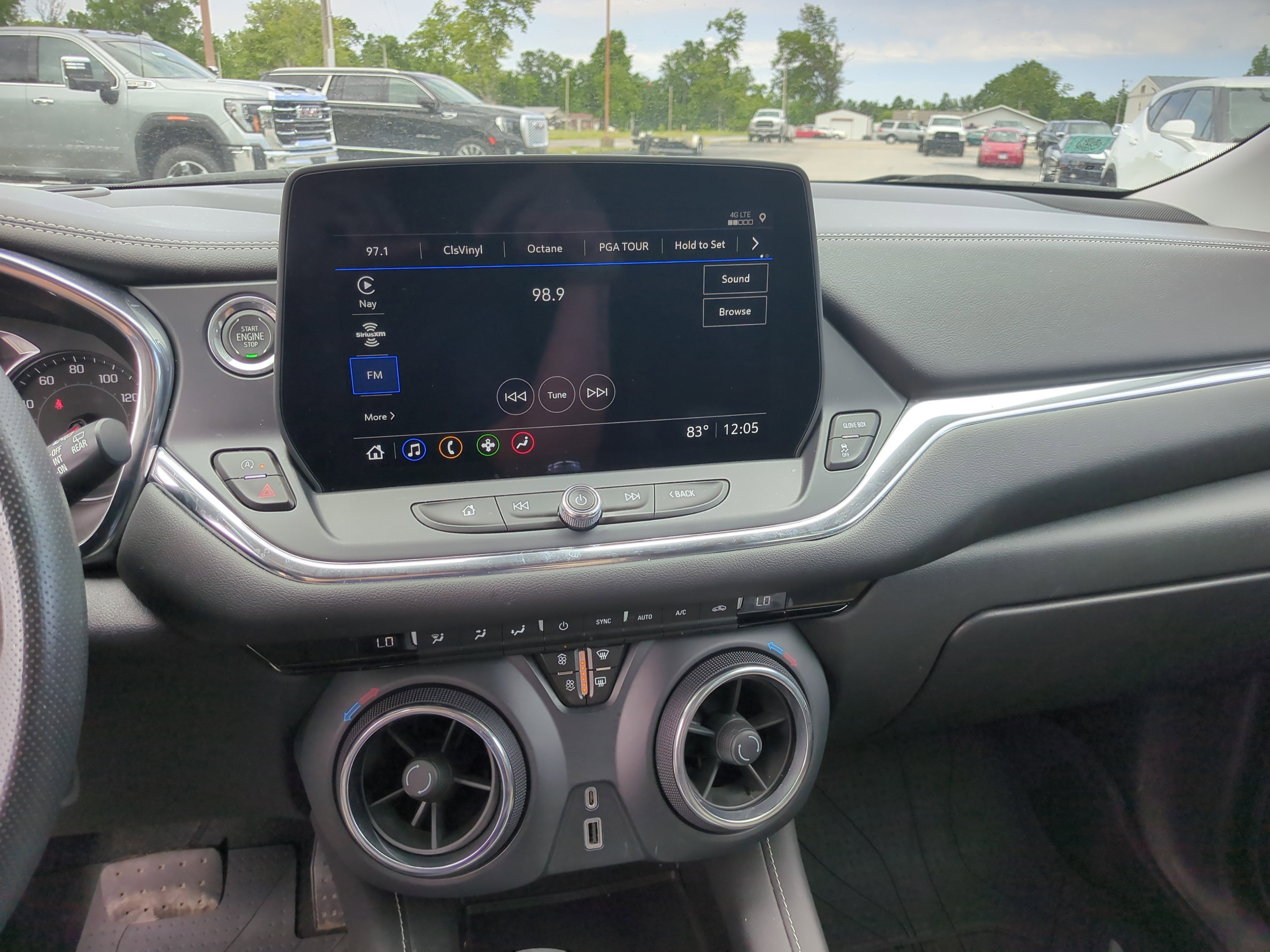 Used 2023 Chevrolet Blazer LT w/ Driver Confidence Package FWD image 10