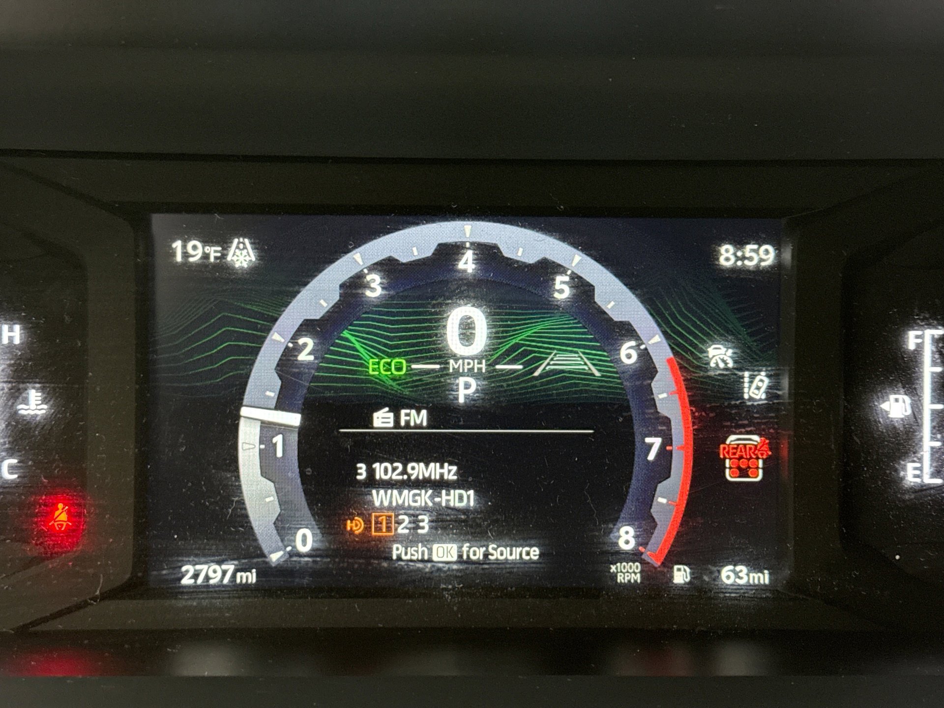 Used 2025 Toyota 4Runner SR5 image 9