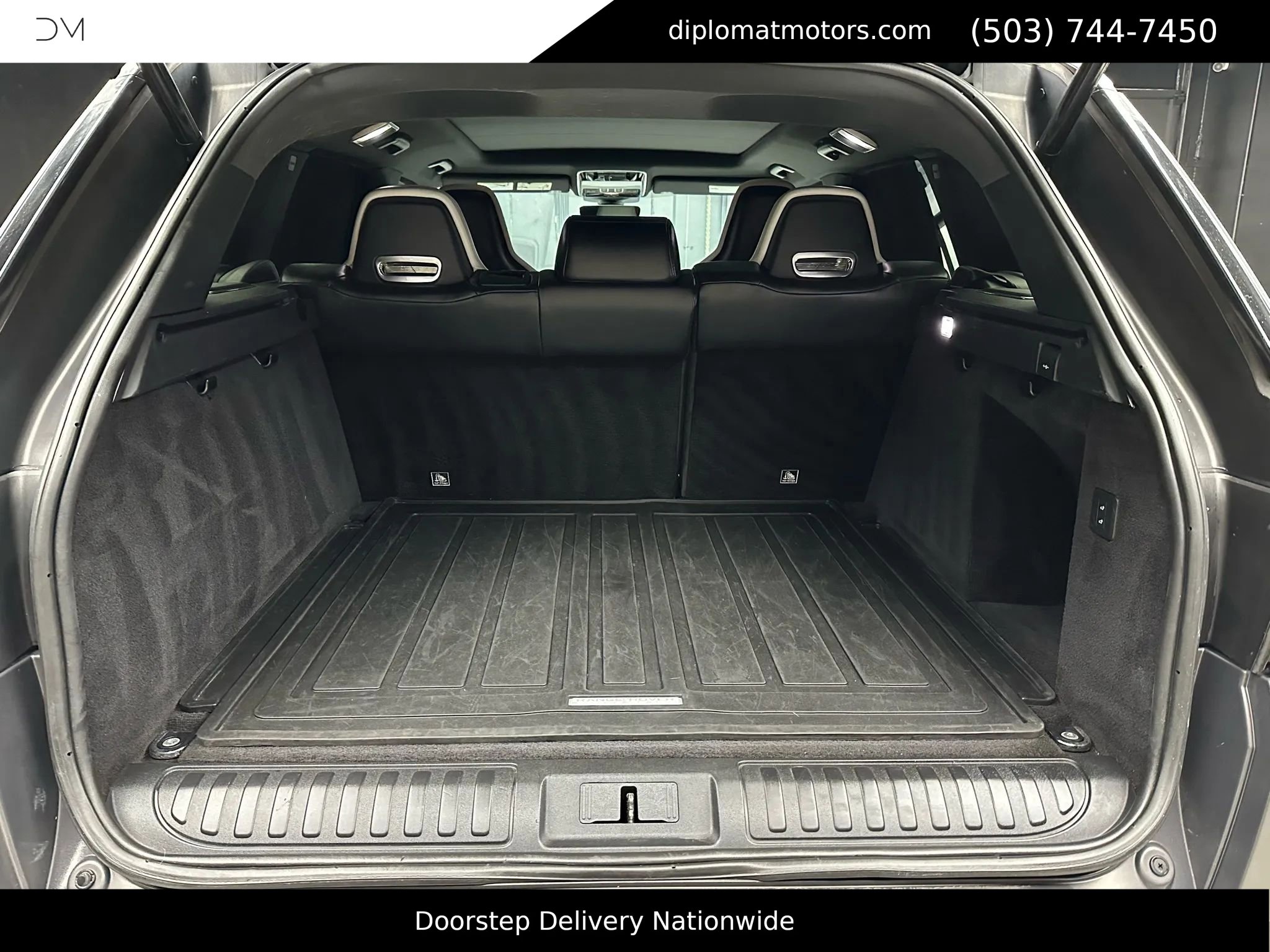 Used 2020 Land Rover Range Rover Sport SVR image 46