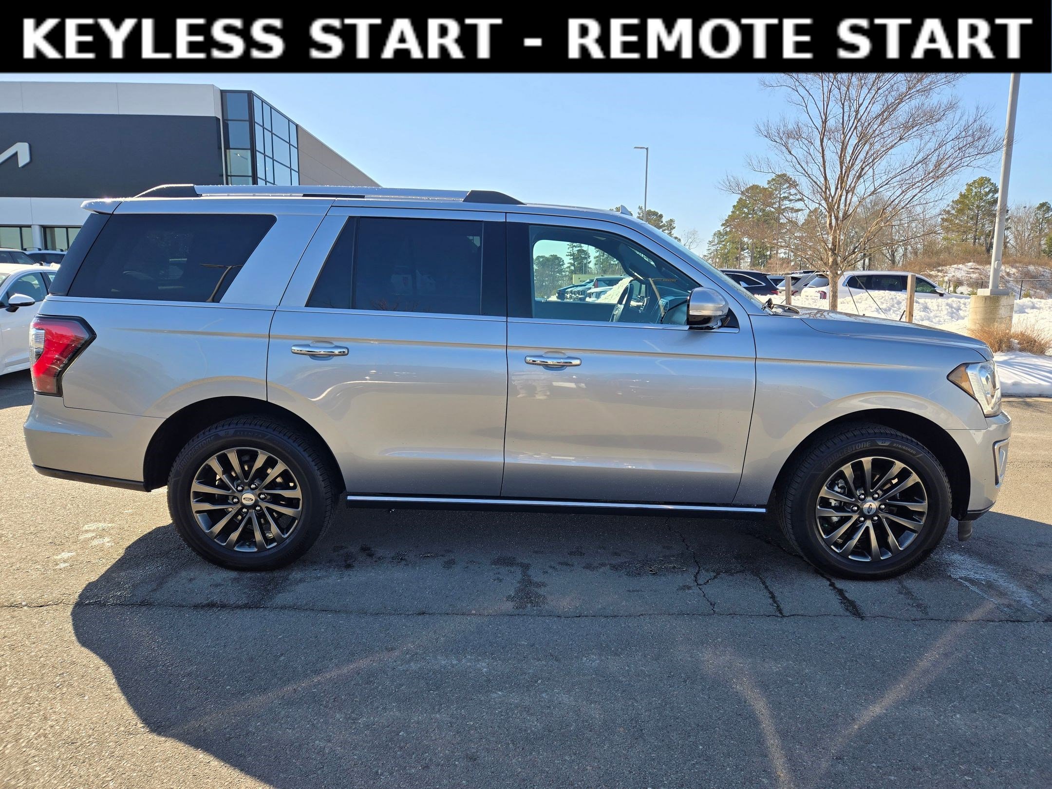 Used 2021 Ford Expedition Limited image 8