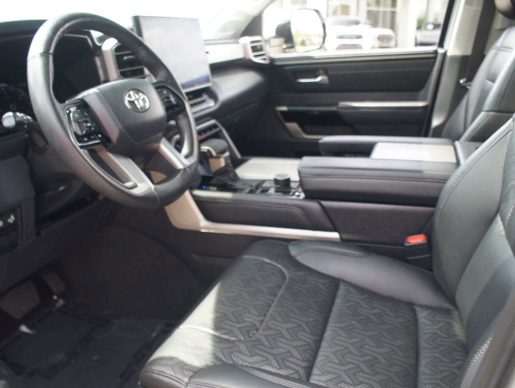 Used 2023 Toyota Sequoia Limited w/ Tow Technology Package AWD/4WD image 14
