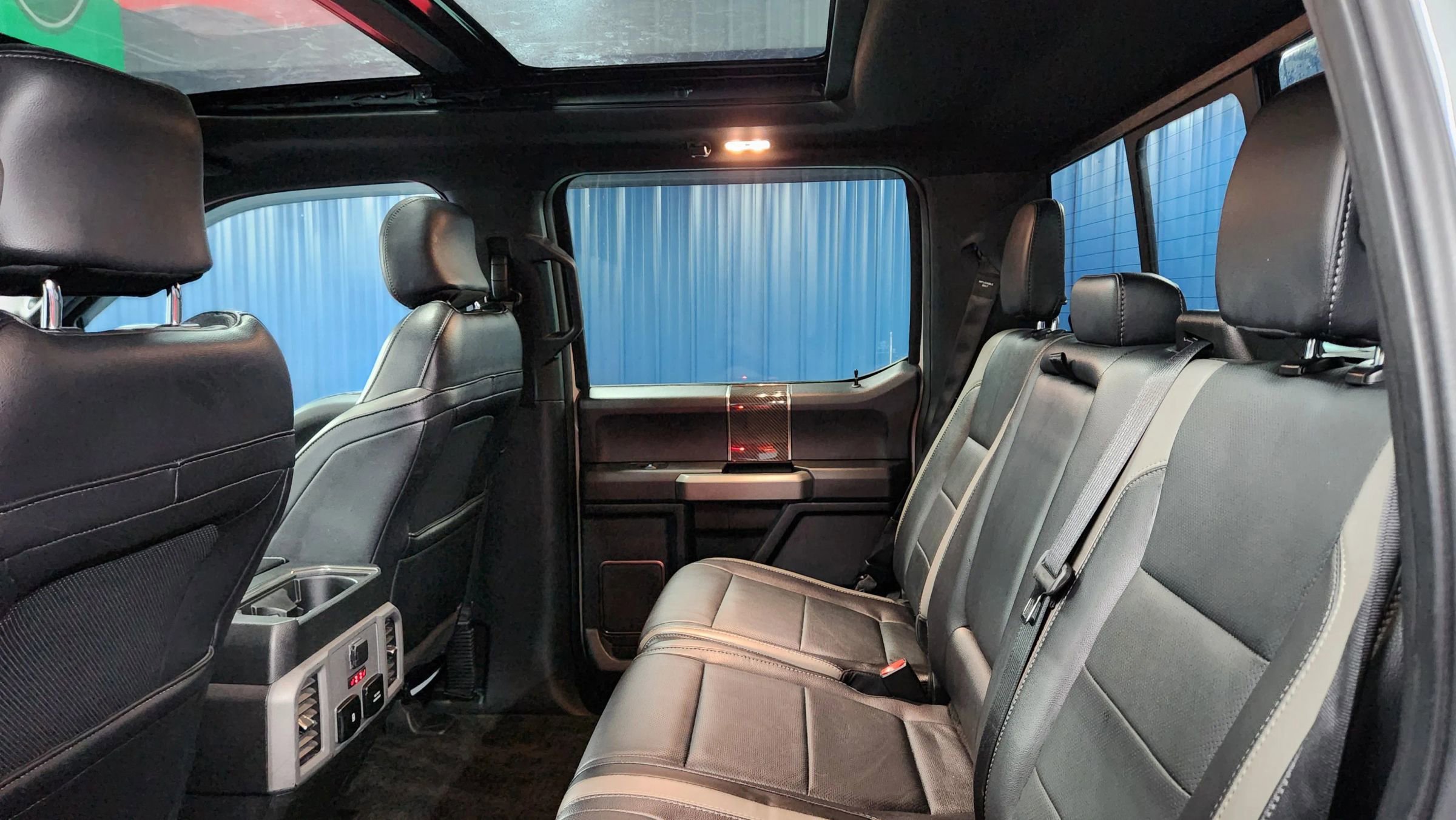 Used 2017 Ford F150 Raptor w/ Equipment Group 802A Luxury image 22