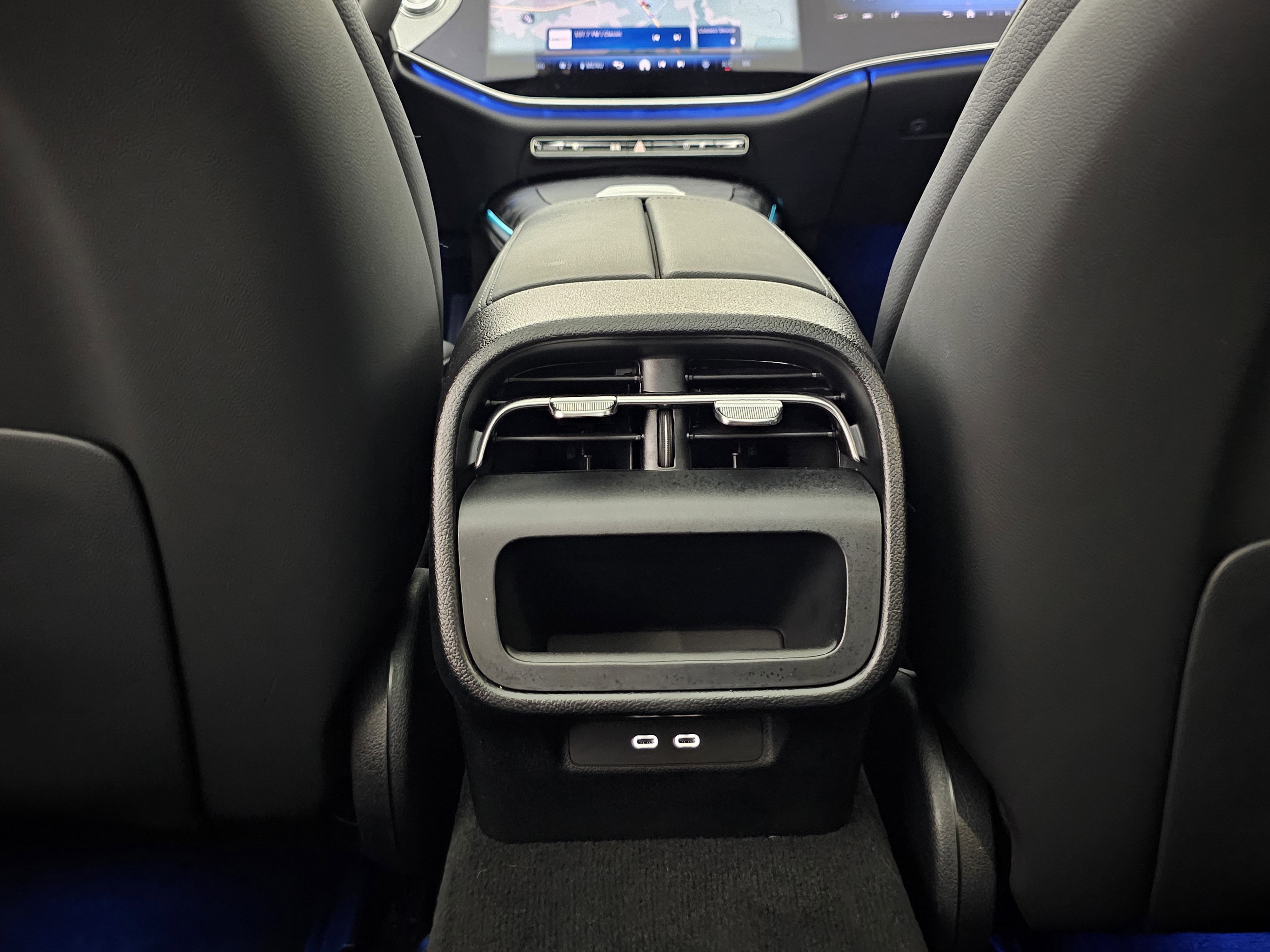 Used 2024 Mercedes-Benz E 350 4MATIC Sedan image 19