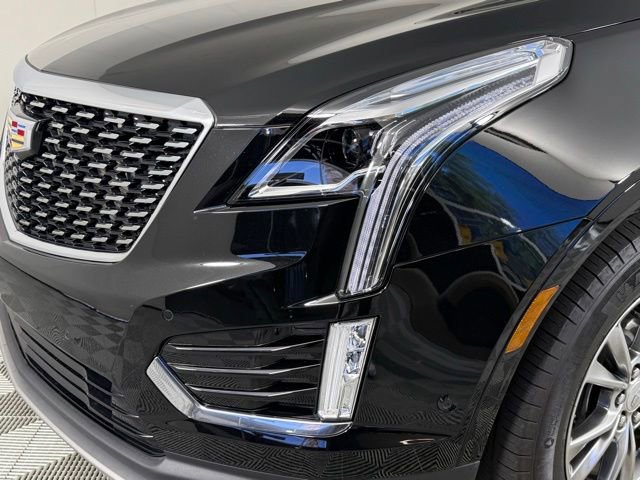 Certified 2023 Cadillac XT5 Premium Luxury w/ Technology Package FWD image 11