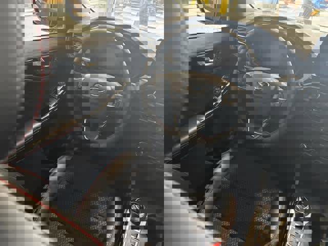 New 2025 Ford Escape ST-Line w/ Cold Weather Package image 10