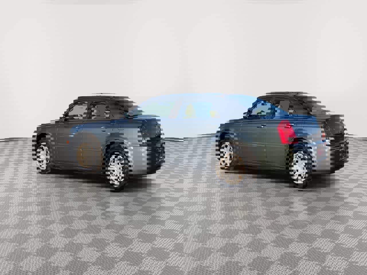 Used 2005 Chrysler 300 Touring image 6