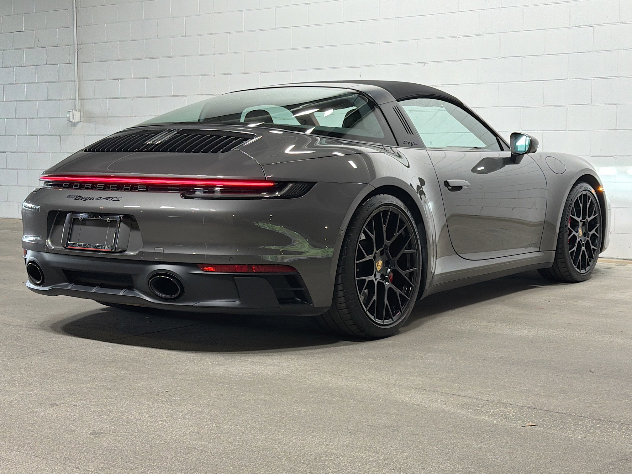 Certified 2023 Porsche 911 Targa 4 GTS AWD/4WD image 7