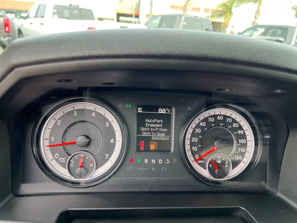 Used 2022 RAM 1500 Classic SLT image 24