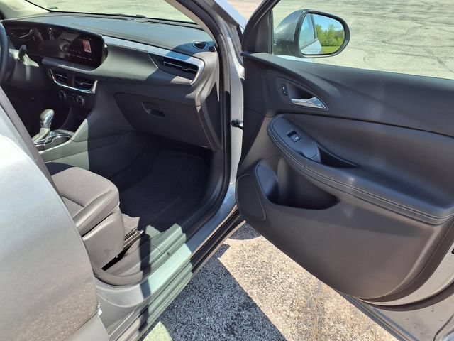 Used 2025 Buick Encore GX Preferred FWD image 83