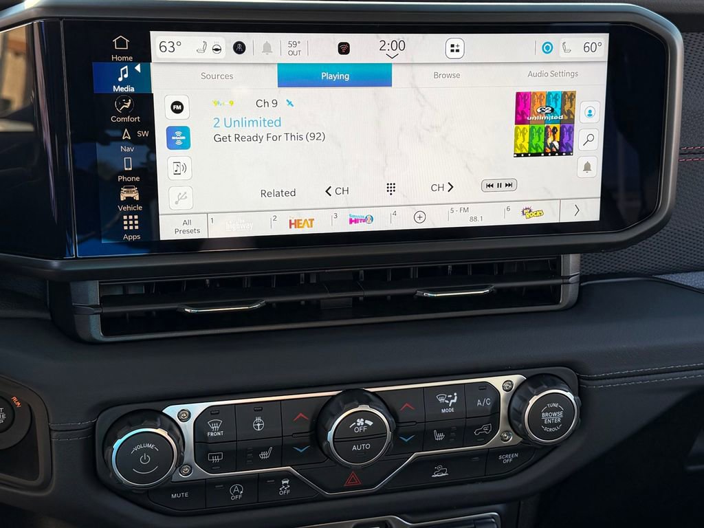 New 2026 Jeep Wrangler Unlimited Rubicon w/ Technology Group image 16