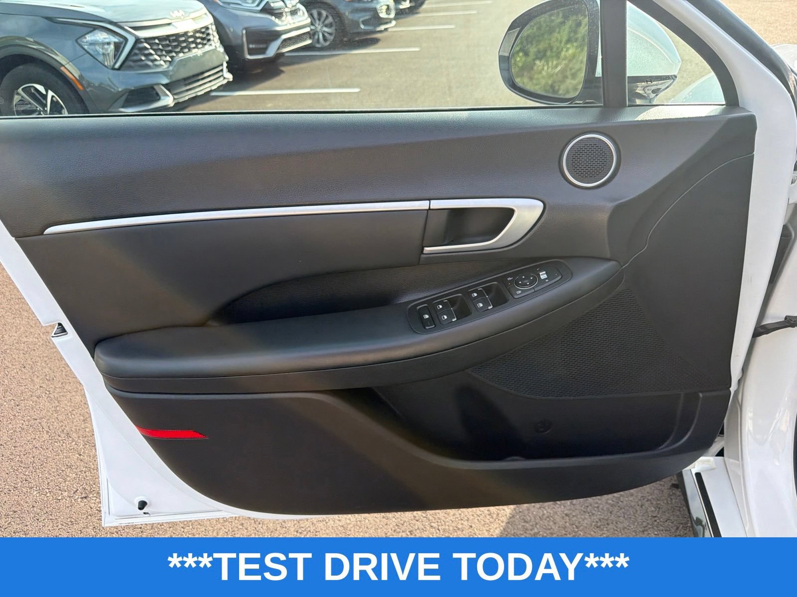 Used 2024 Hyundai Sonata SEL FWD image 12