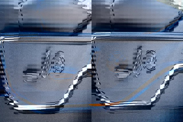 New 2026 Ford F350 Platinum w/ FX4 Off-Road Package image 34