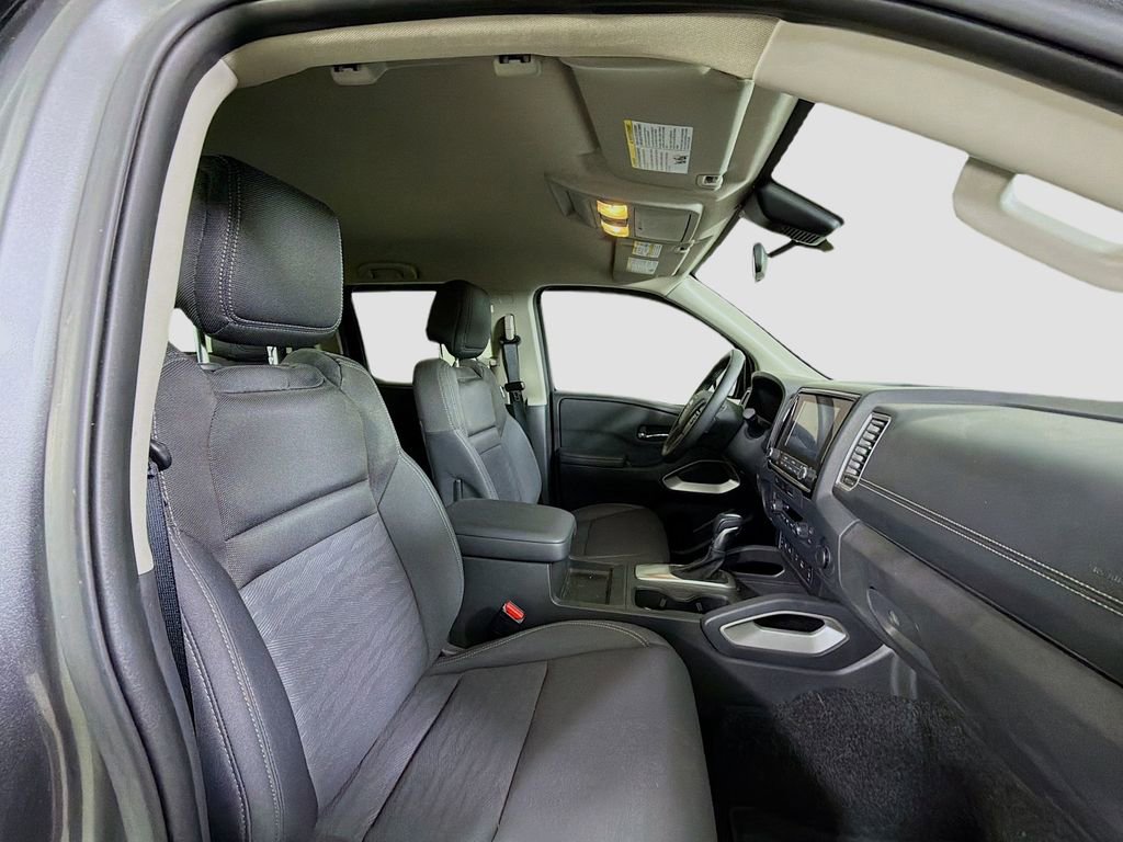 Used 2024 Nissan Frontier SV w/ SV Convenience Package image 27