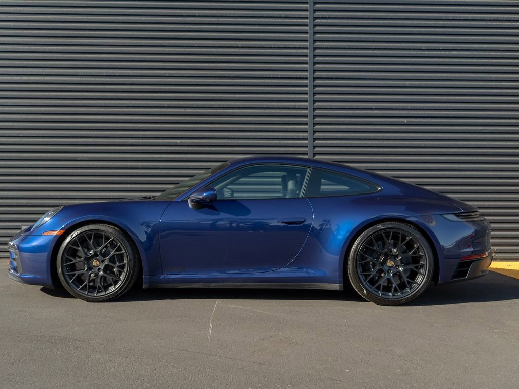 Used 2024 Porsche 911 Carrera GTS image 2