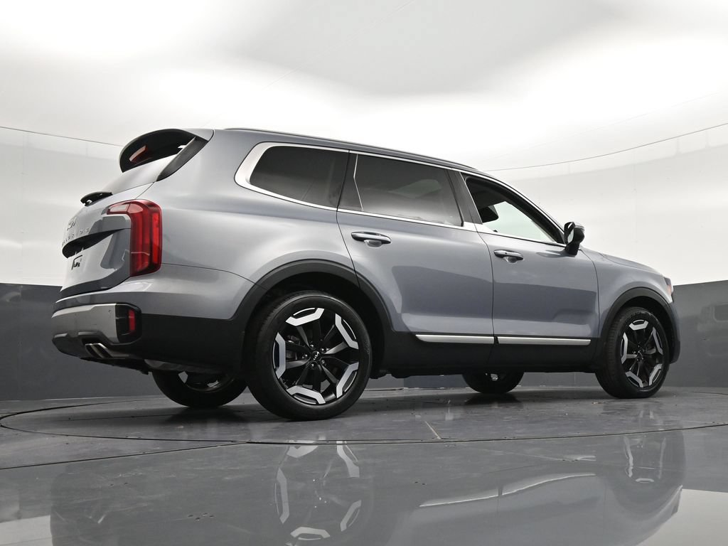 Used 2024 Kia Telluride S w/ S Sunroof Package FWD image 29