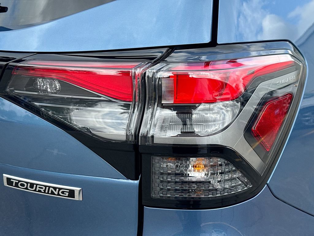 Certified 2025 Subaru Forester Touring w/ Popular Package - Touring AWD/4WD image 37