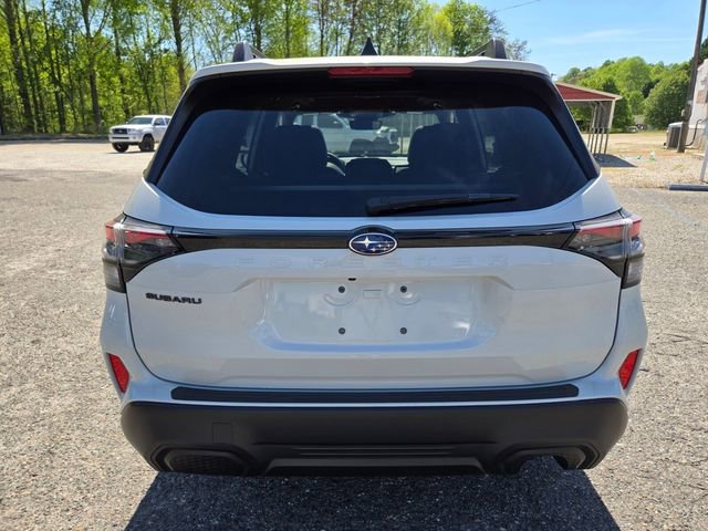Used 2025 Subaru Forester Premium image 6