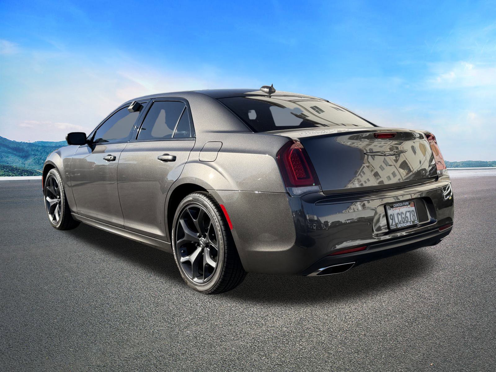 Certified 2023 Chrysler 300 Touring L w/ Popular Equipment Group image 7