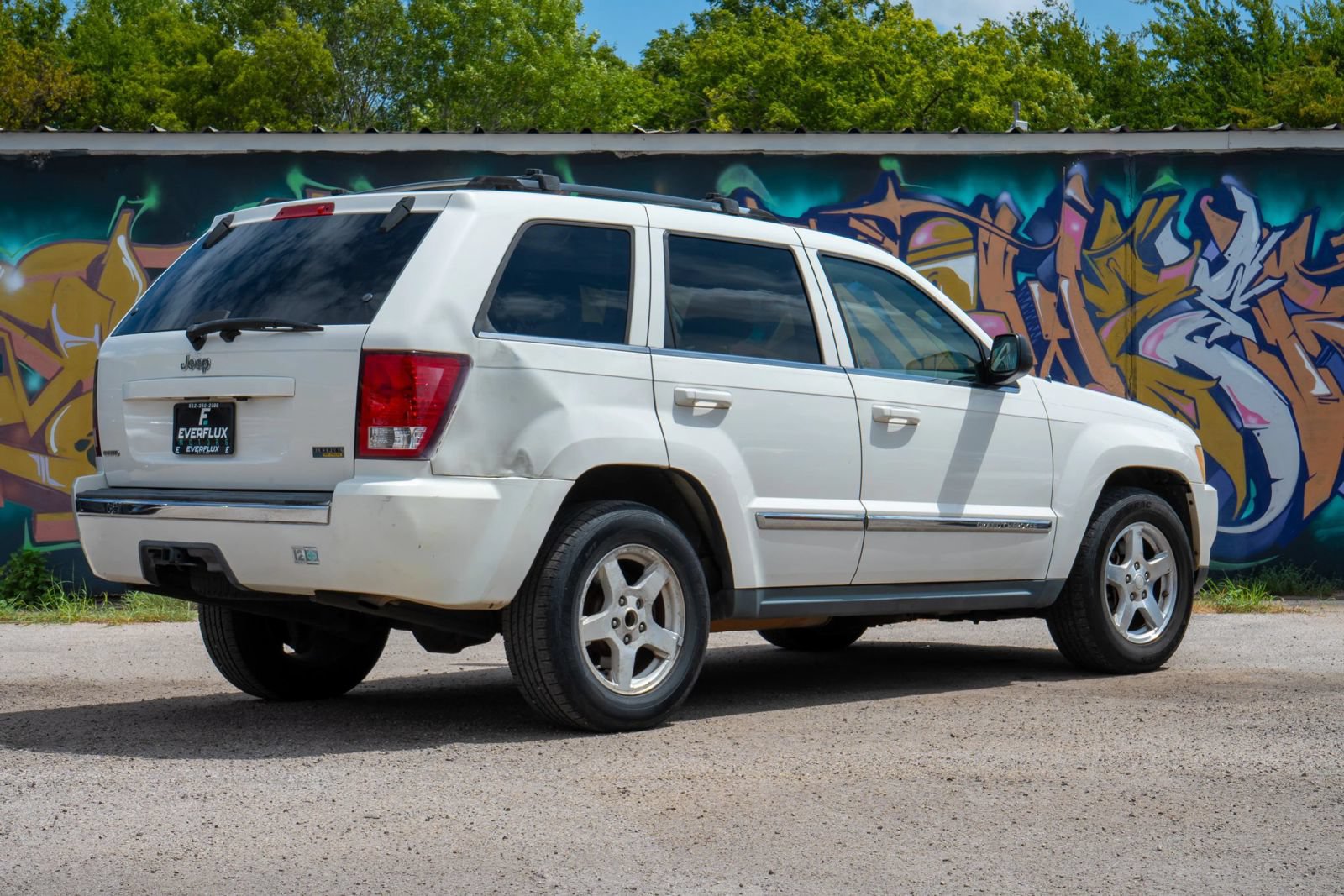 Used 2007 Jeep Grand Cherokee Limited RWD image 8