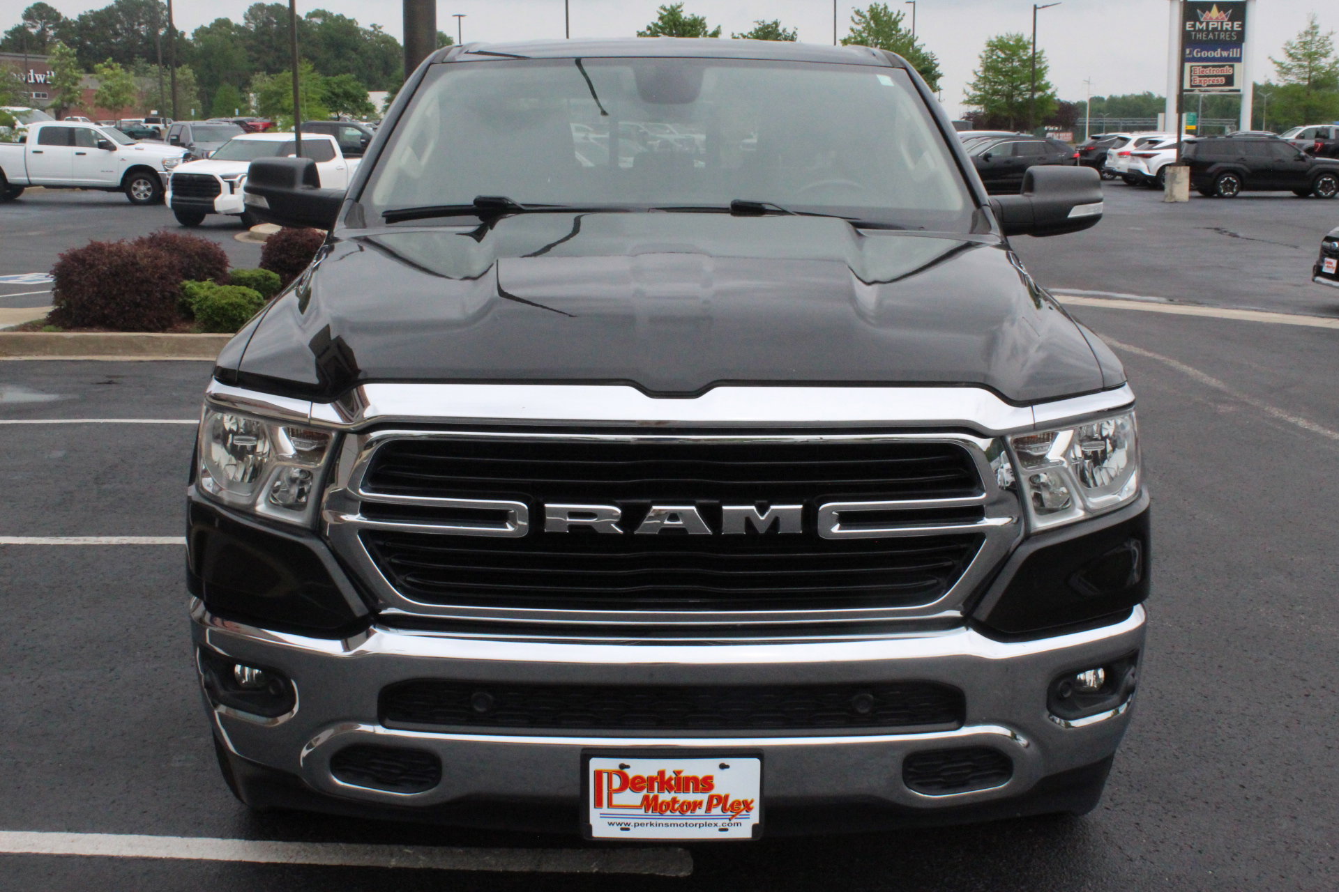 Used 2020 RAM 1500 Big Horn AWD/4WD image 3
