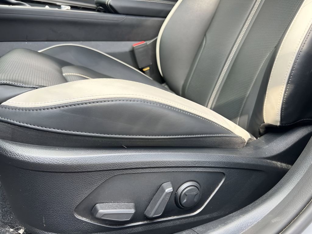 Used 2025 Kia K5 GT-Line image 13