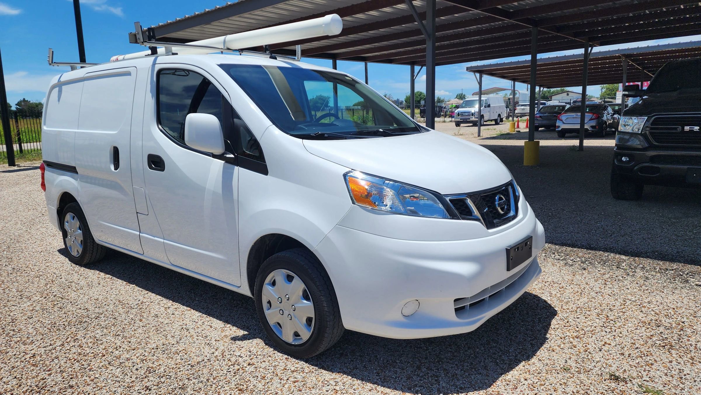 Used 2019 Nissan NV200 SV image 10