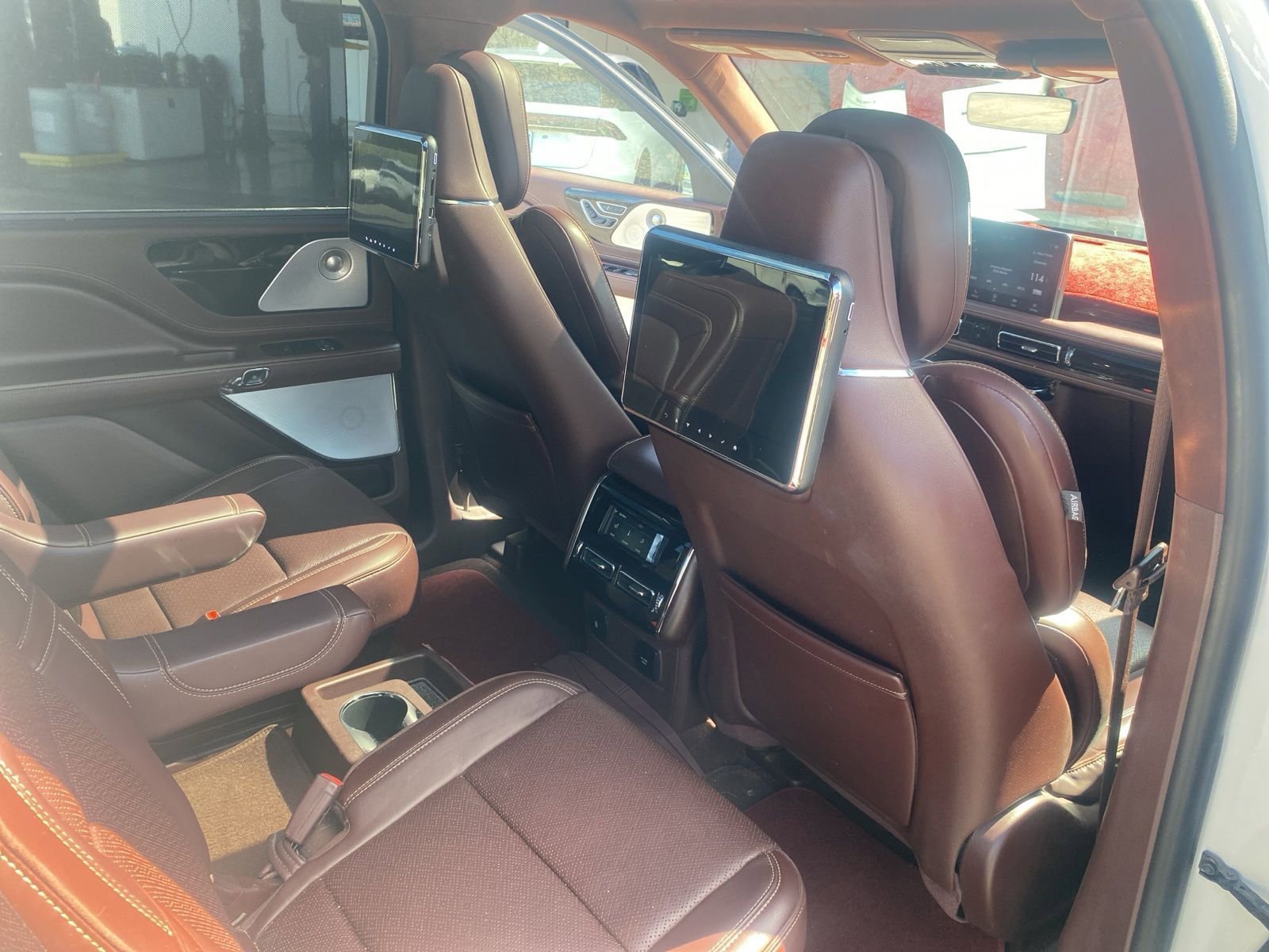 Used 2020 Lincoln Aviator Black Label w/ Dynamic Handling Package AWD/4WD image 26