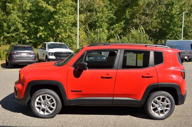 Used 2022 Jeep Renegade Latitude image 5