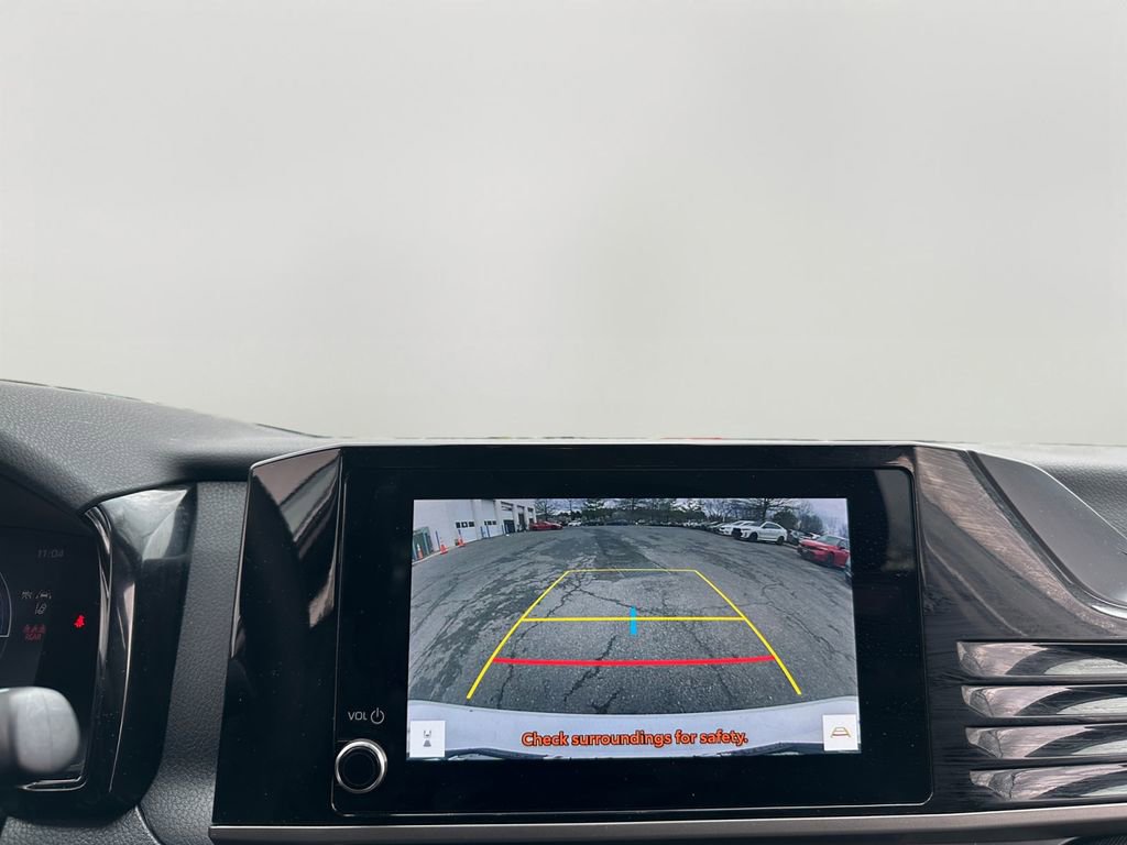 Used 2025 Toyota Camry LE image 16