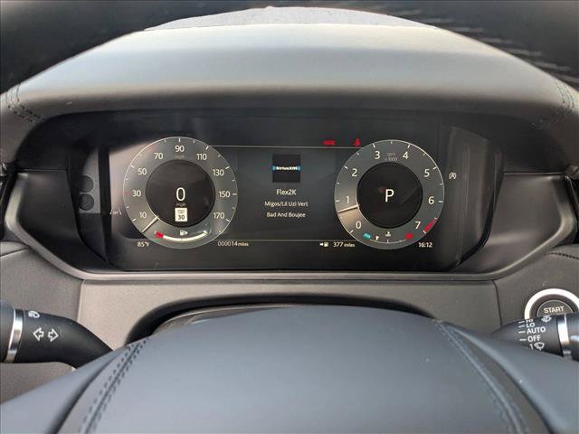 New 2026 Land Rover Range Rover Velar Dynamic SE AWD/4WD image 11