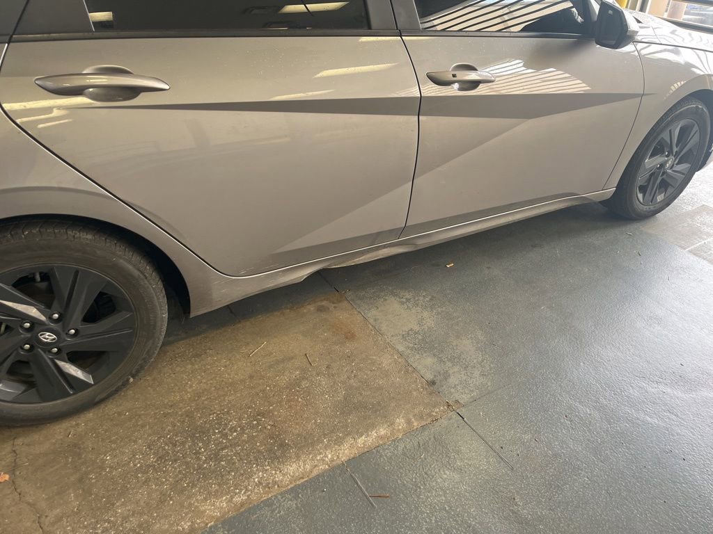 Used 2023 Hyundai Elantra SEL FWD image 12