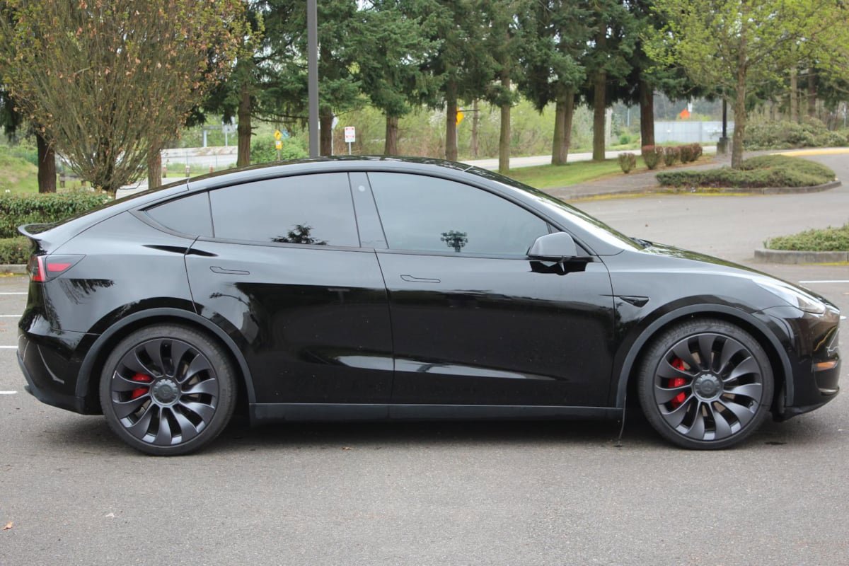 Used 2021 Tesla Model Y Performance AWD/4WD image 6