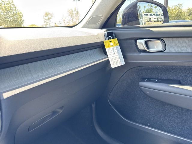 New 2025 Volvo XC40 B5 Core w/ Protection Package Premier image 25