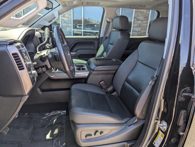 Used 2016 GMC Sierra 2500 SLT w/ All-Terrain HD Package AWD/4WD image 11
