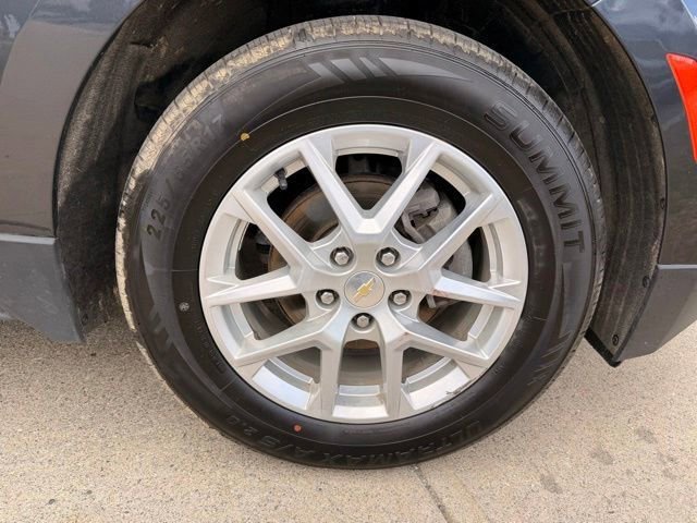 Used 2023 Chevrolet Equinox LT AWD/4WD image 12