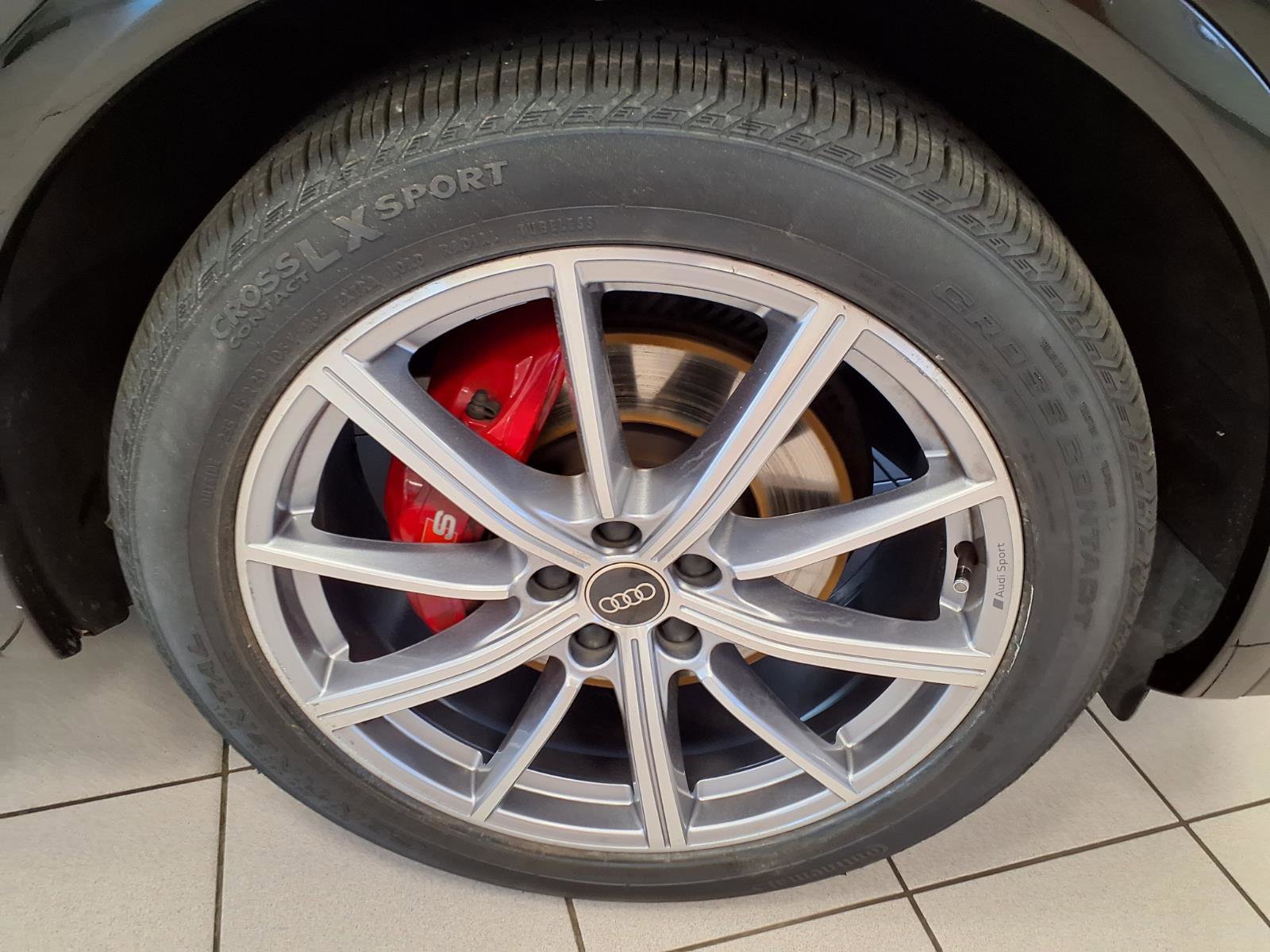 Used 2023 Audi SQ5 Prestige AWD/4WD image 8