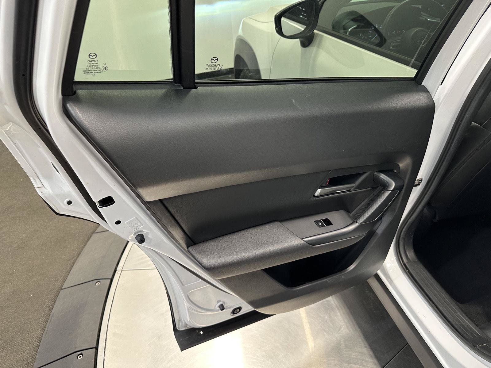 Used 2023 MAZDA CX-50 2.5 S w/ Weather Package AWD/4WD image 27