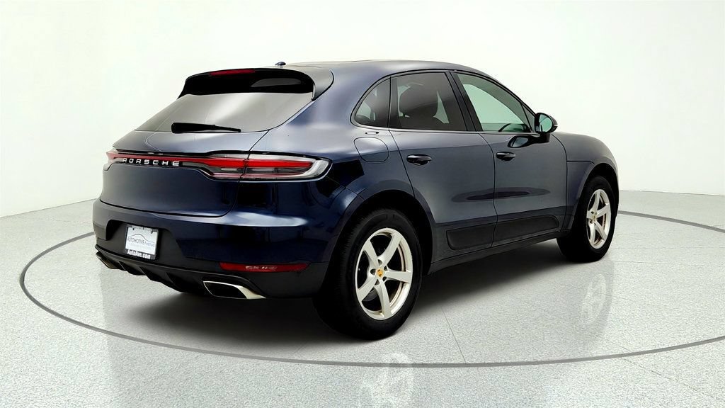 Used 2020 Porsche Macan w/ Premium Package Plus AWD/4WD image 5