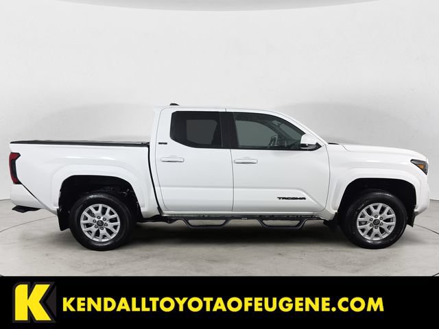 Used 2024 Toyota Tacoma SR5 AWD/4WD image 4
