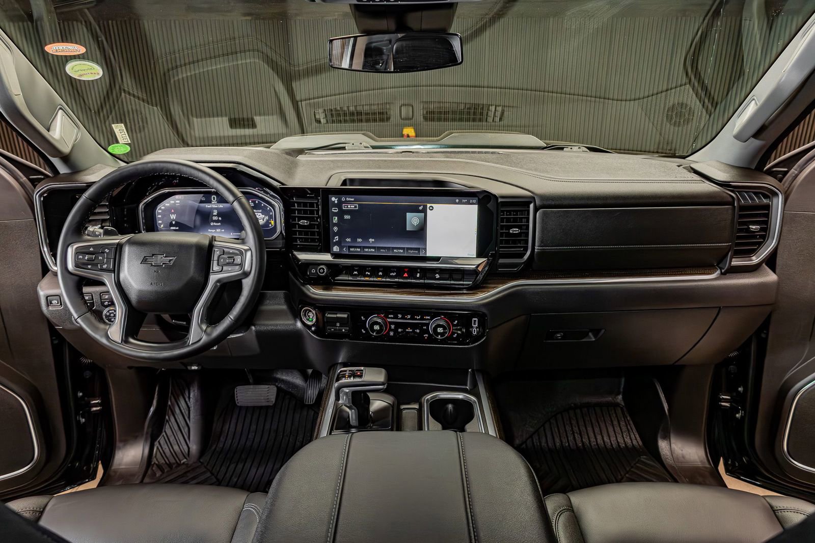 Used 2026 Chevrolet Silverado 1500 LT Trail Boss w/ Safety Package image 18